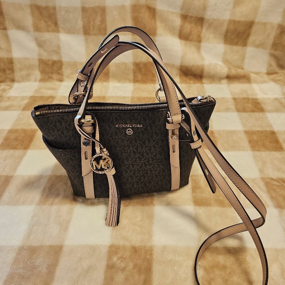 Michael Kors Sullivan Small Logo Top-Zip Tote Bag Crossbody